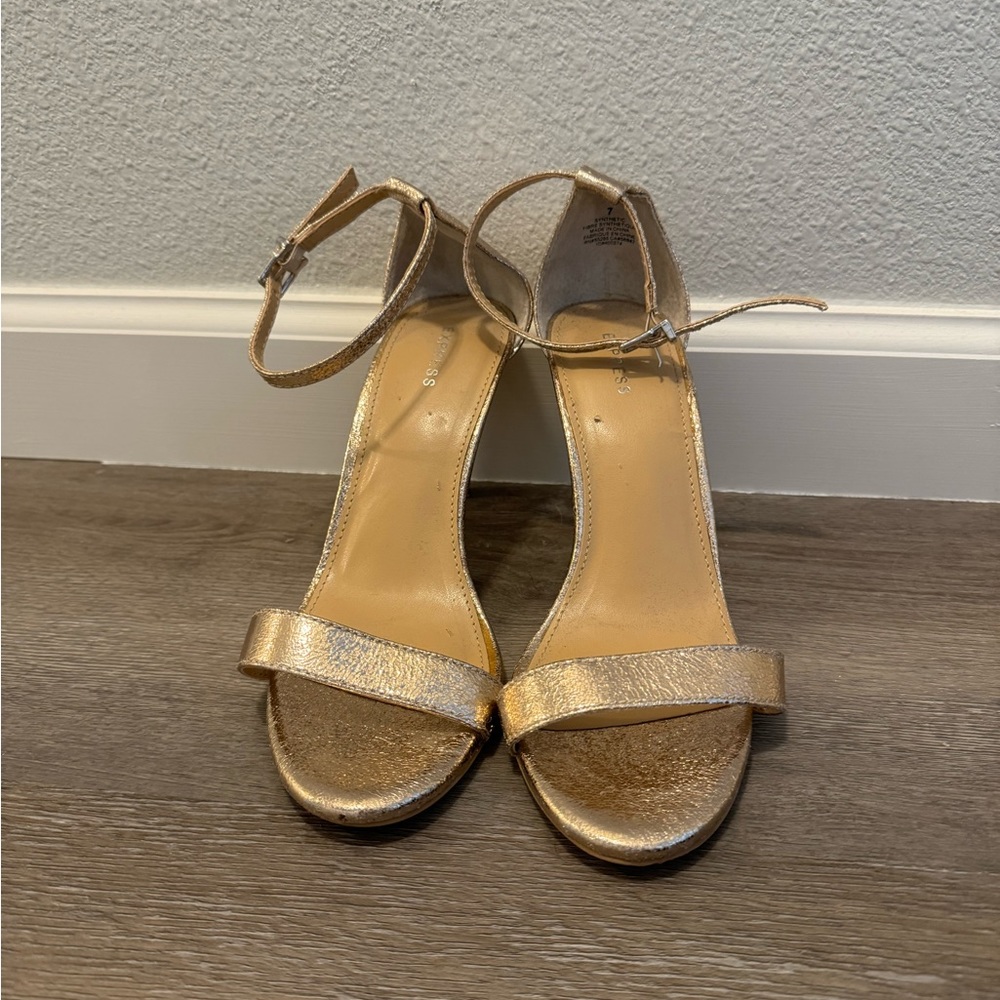 EXPRESS rose gold open toe heels size 7